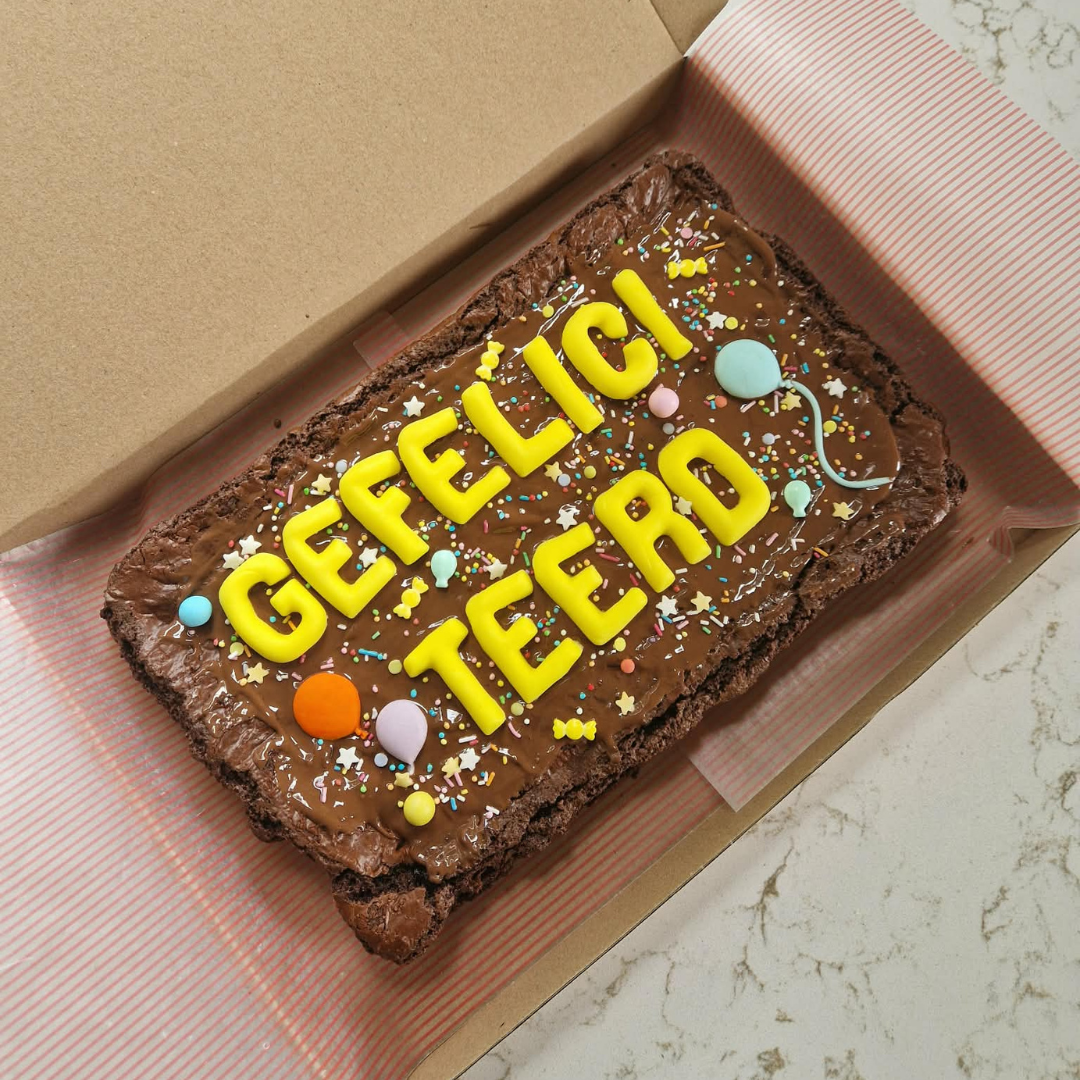 'Gefeliciteerd' Brownie Note